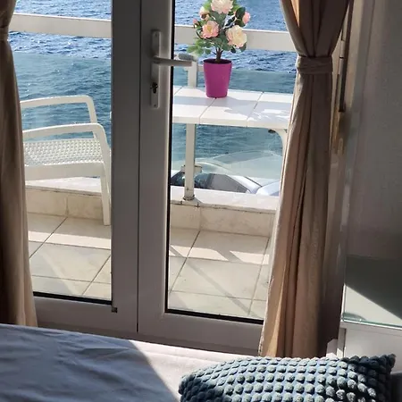 Ξενοδοχείο με διαμερίσματα Sunset_apartments Only 15 Meters From The Sea